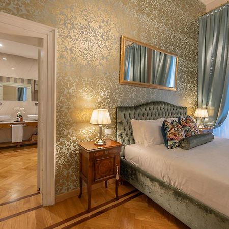 Palazzo Monga Boutique Guesthouse Verona Exteriör bild