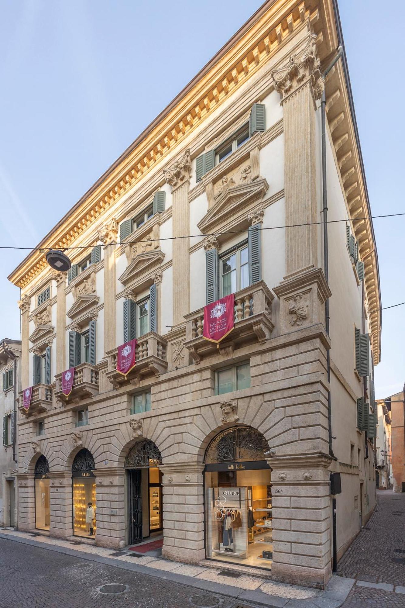 Palazzo Monga Boutique Guesthouse Verona Exteriör bild