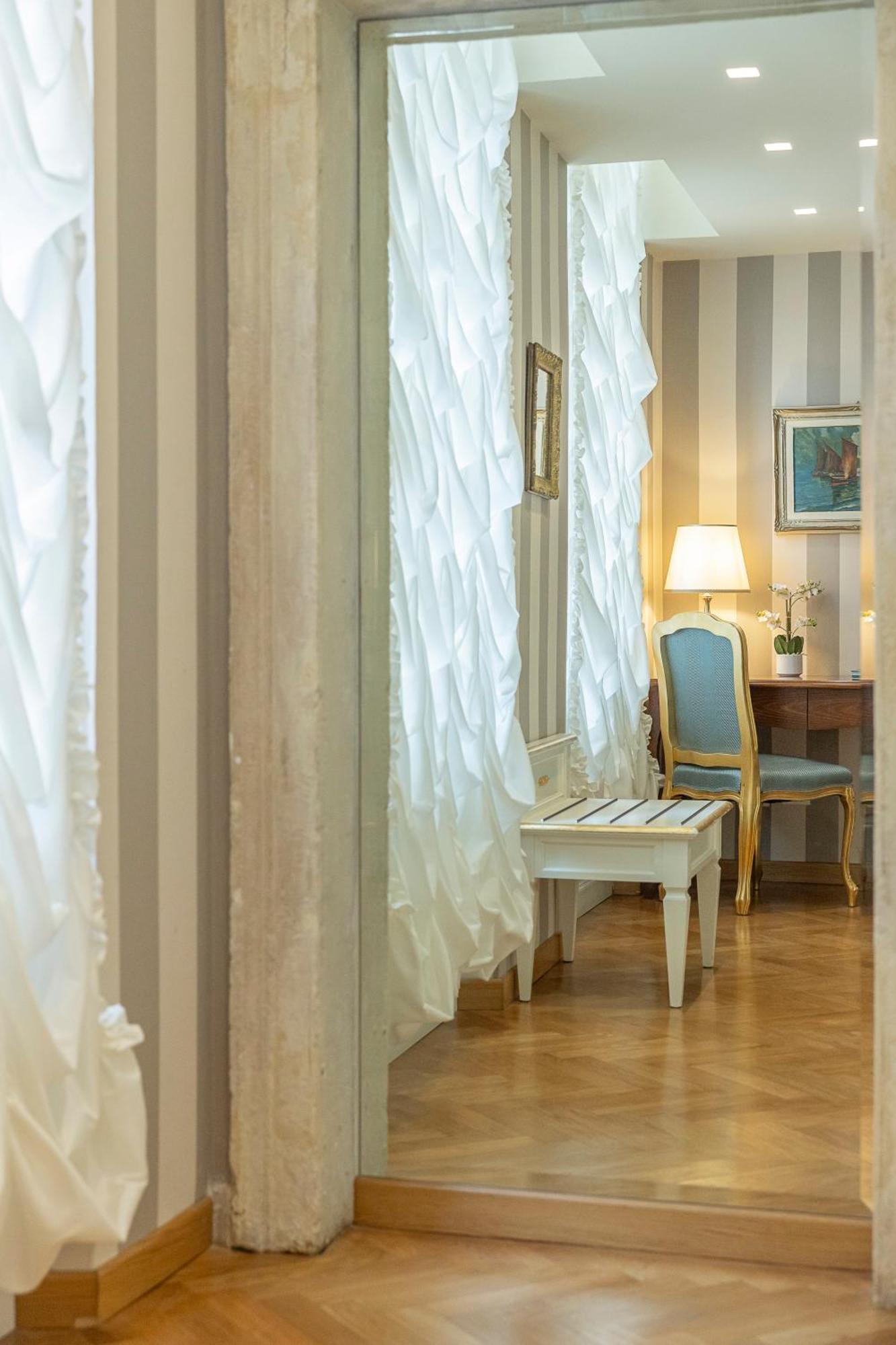 Palazzo Monga Boutique Guesthouse Verona Exteriör bild