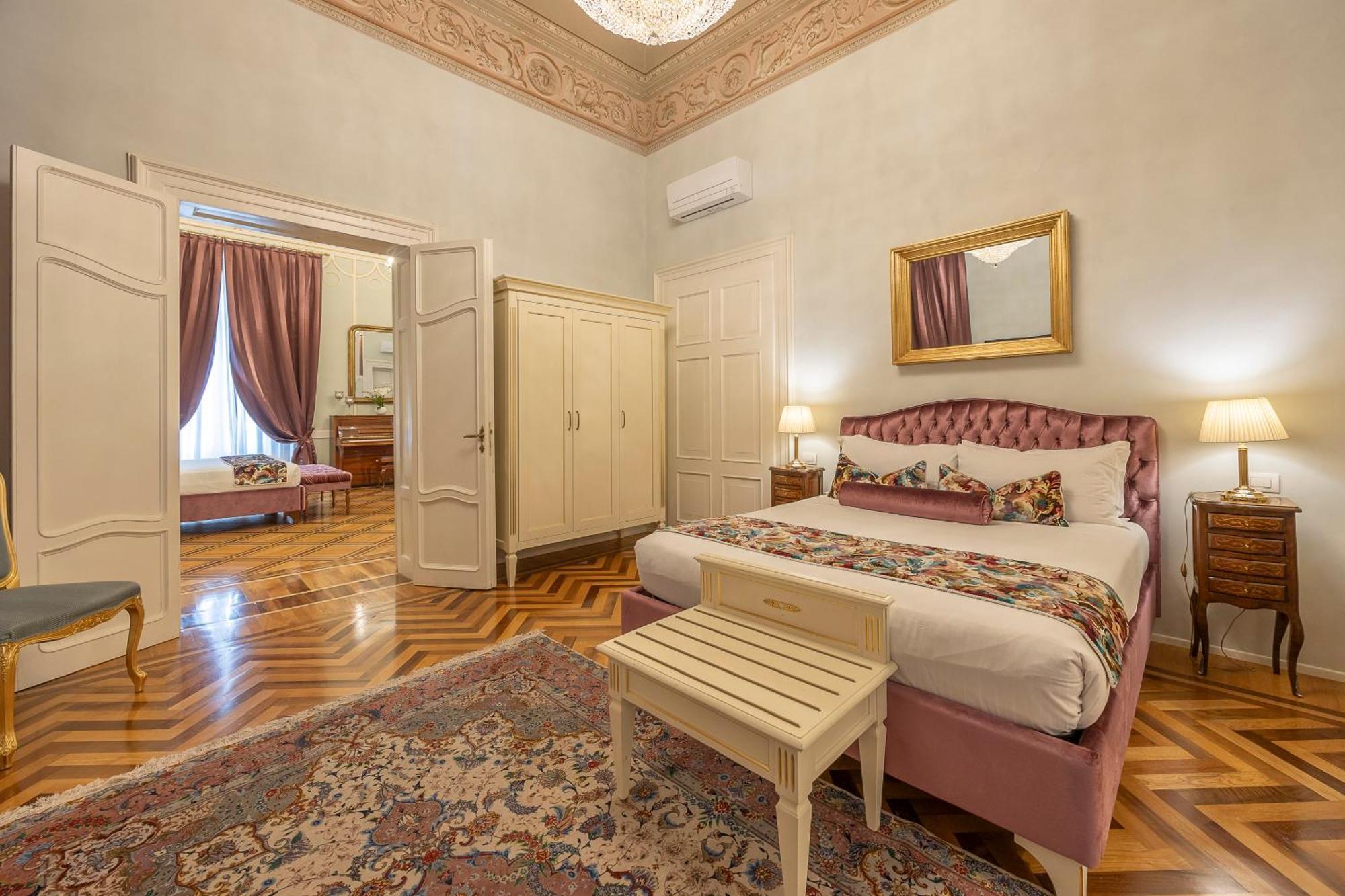 Palazzo Monga Boutique Guesthouse Verona Exteriör bild