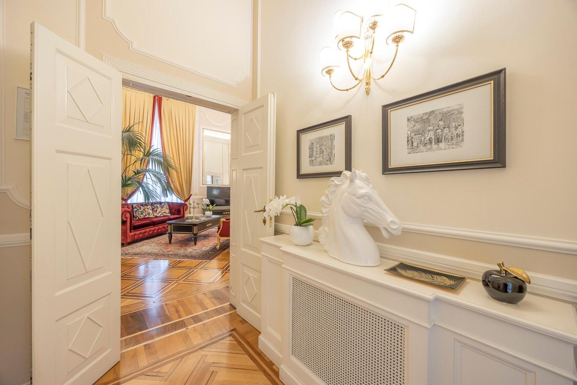 Palazzo Monga Boutique Guesthouse Verona Exteriör bild